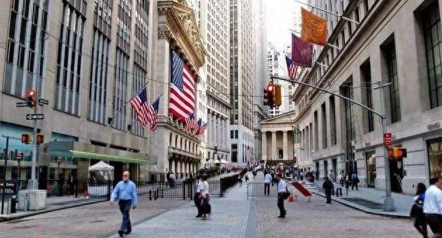 "Amnesty" on Wall Street? New U.S. regulations may only require the largest bank
